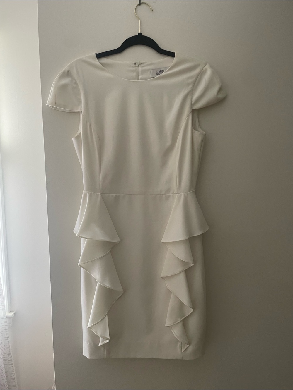 Badgley Mischka Cream Ruffle Peplum Mini Dress - Picture 1 of 3